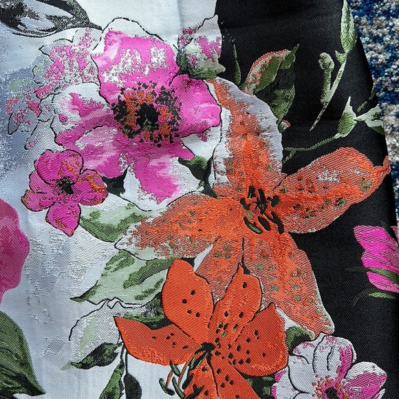 Off-White
Off White Floral Mini Skirt Multicolor
 size 36 - Picture 4 of 14